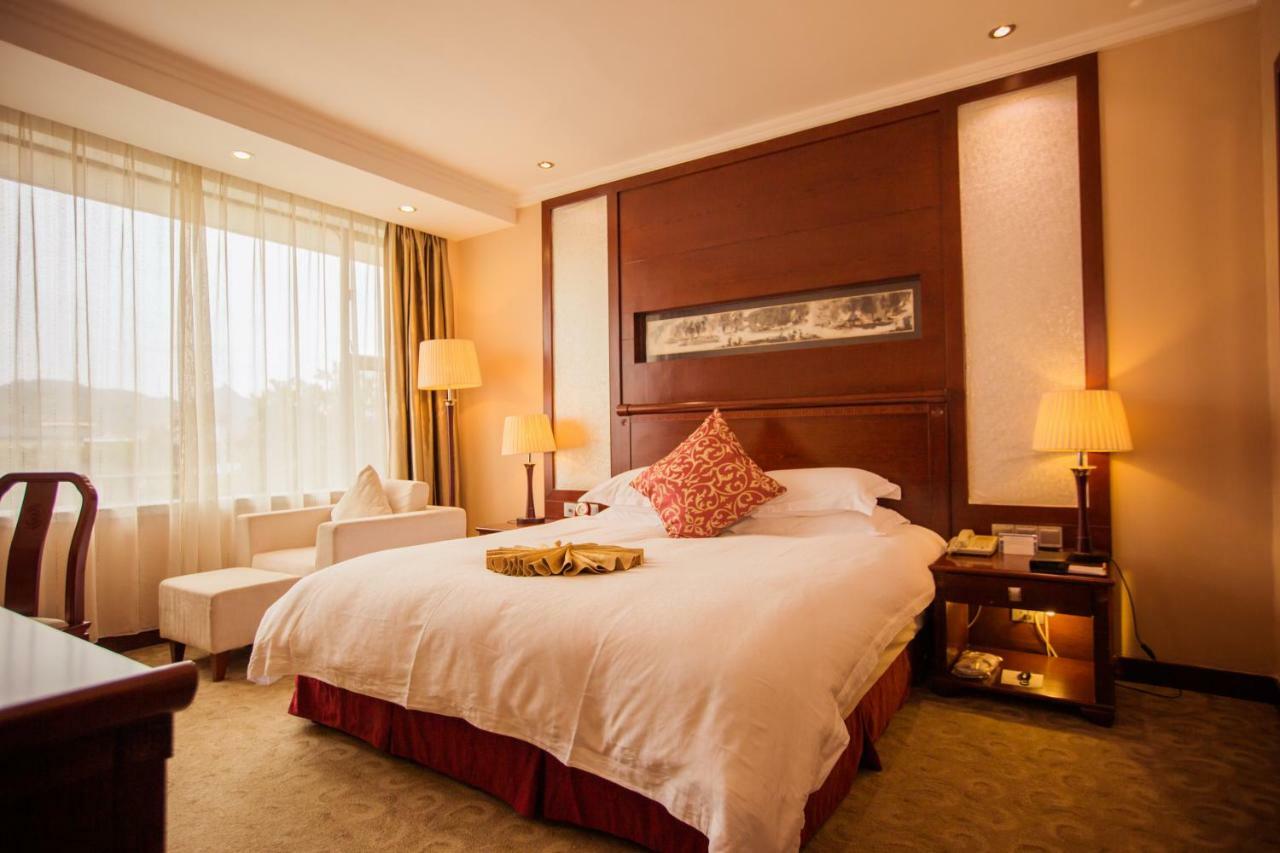 Guilin Ronghu Hotel Eksteriør billede