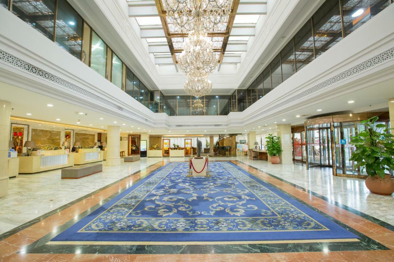 Guilin Ronghu Hotel Eksteriør billede
