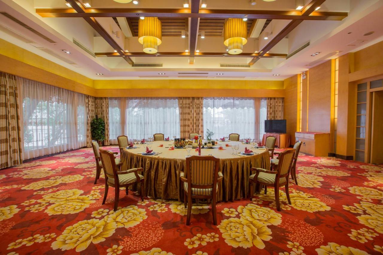 Guilin Ronghu Hotel Eksteriør billede