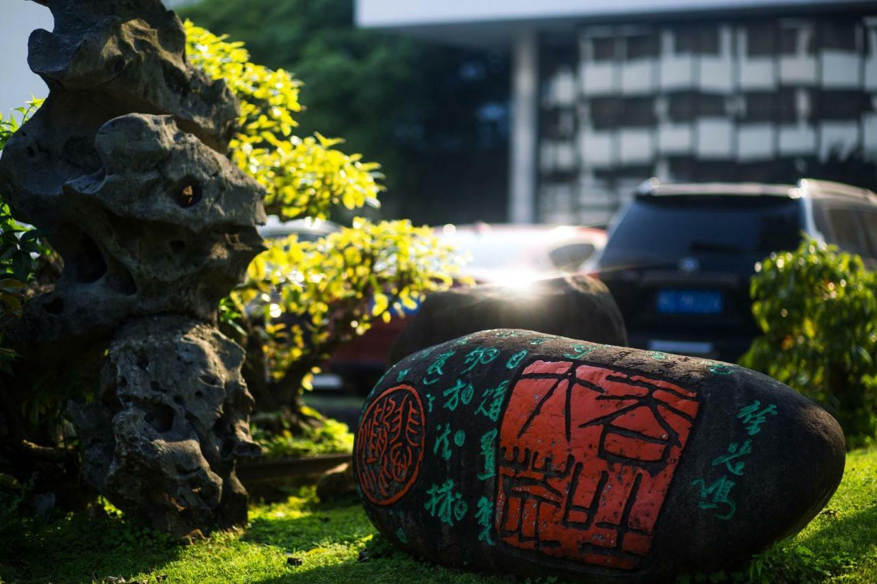 Guilin Ronghu Hotel Eksteriør billede